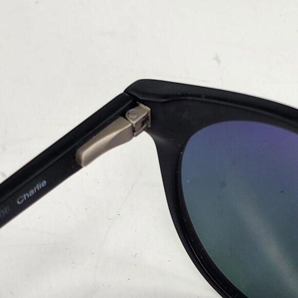 DIFF Eyewear Charlie Polarized Sunglasses Black, Mirror Lens - Picture 12 of 14